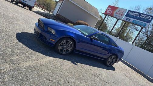 2013 Ford Mustang V6 Premium