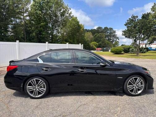 2014 INFINITI Q50 Hybrid Sport