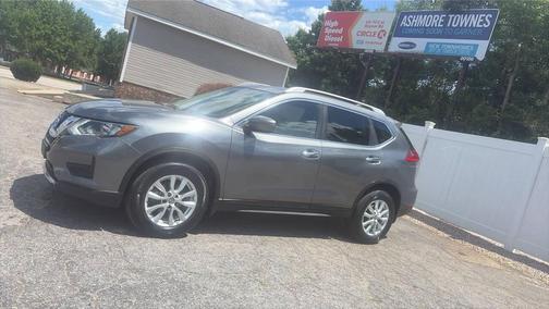 Gun Metallic 2017 Nissan Rogue SV
