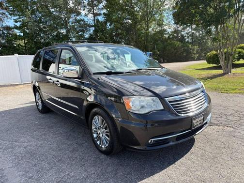 Mocha Java Pearlcoat 2015 Chrysler Town & Country Touring-L