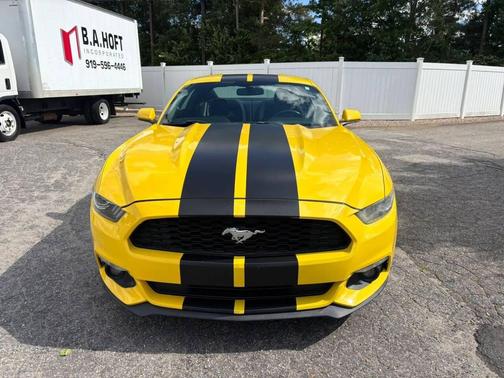 Triple Yellow Tri-Coat 2016 Ford Mustang V6