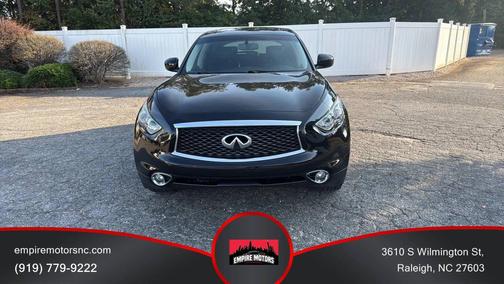 2017 INFINITI QX70 Base