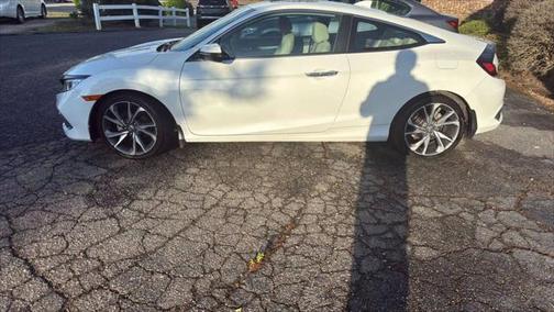 2019 Honda Civic Touring