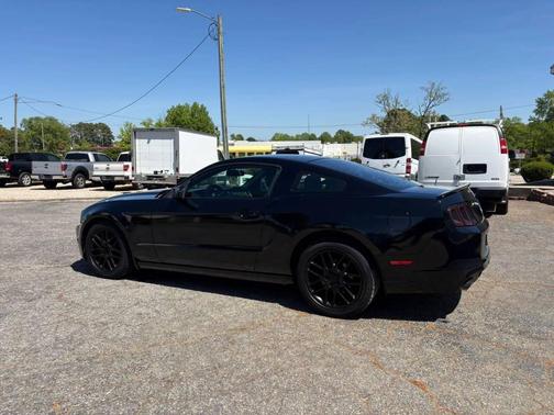Black 2014 Ford Mustang V6 Premium