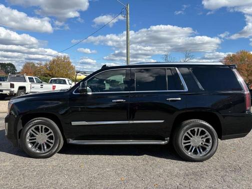 2015 Cadillac Escalade Standard