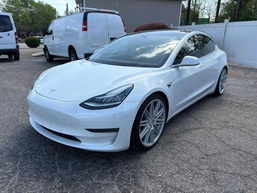 2018 Tesla Model 3 Mid Range
