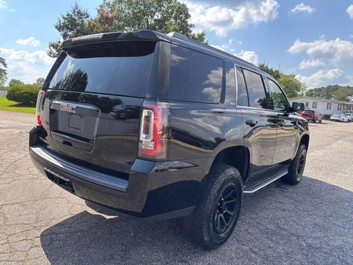 2017 GMC Yukon SLT