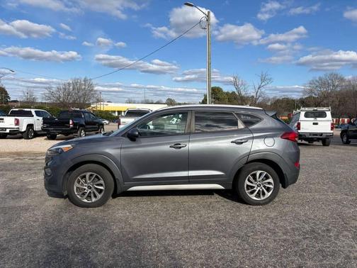 2018 Hyundai TUCSON SEL