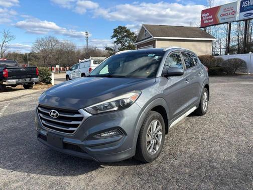 2018 Hyundai TUCSON SEL