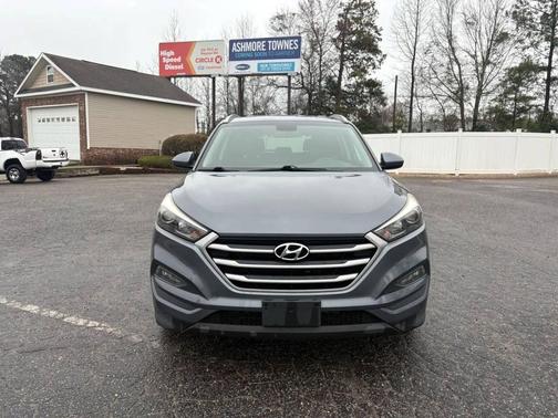 2018 Hyundai TUCSON SEL