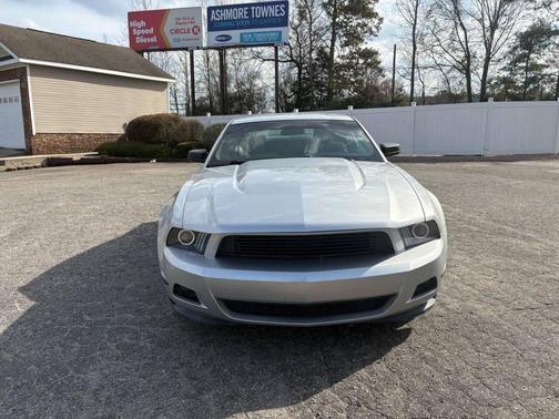 2011 Ford Mustang V6 Premium