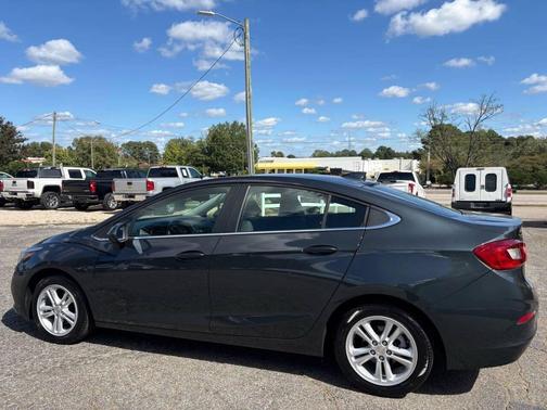2018 Chevrolet Cruze LT