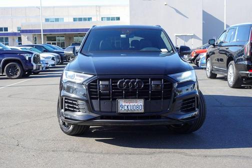 2022 Audi Q7 55 Premium Plus
