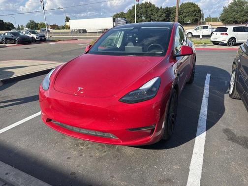 2023 Tesla Model Y Performance