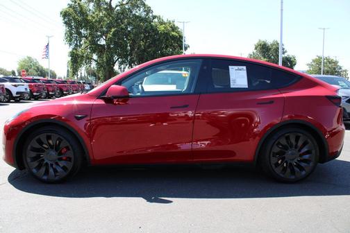 2023 Tesla Model Y Performance