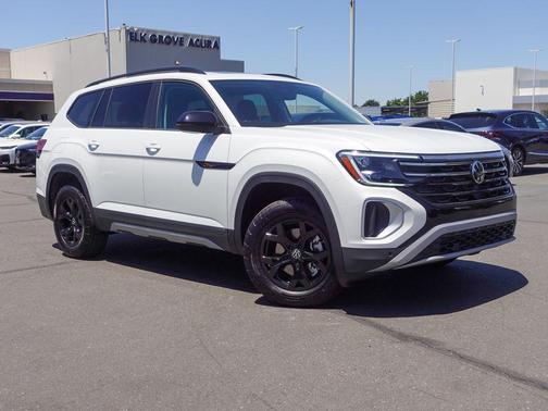 OPALWHTPRL 2026 Volkswagen Atlas 2.0T Peak Edition