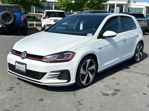 2018 Volkswagen Golf GTI 2.0T SE 4-Door