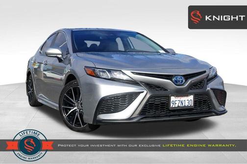 2023 Toyota Camry Hybrid SE