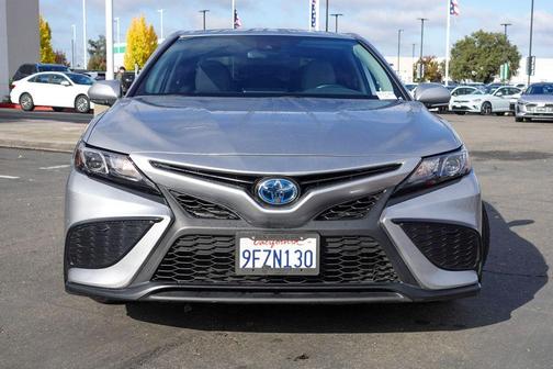 2023 Toyota Camry Hybrid SE
