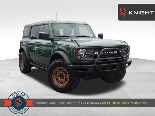 Eruption Green Metallic 2022 Ford Bronco Black Diamond