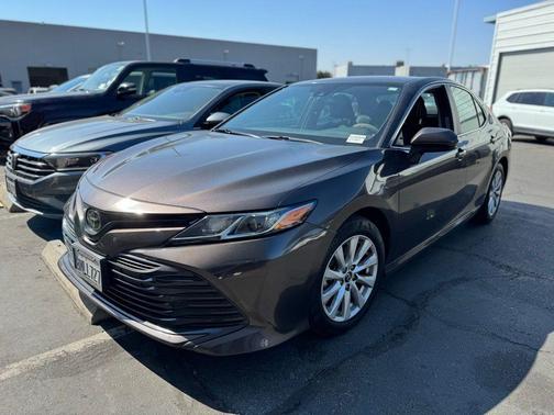 2019 Toyota Camry LE