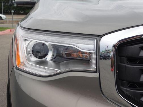 Pepperdust Metallic 2019 GMC Acadia SLE-1