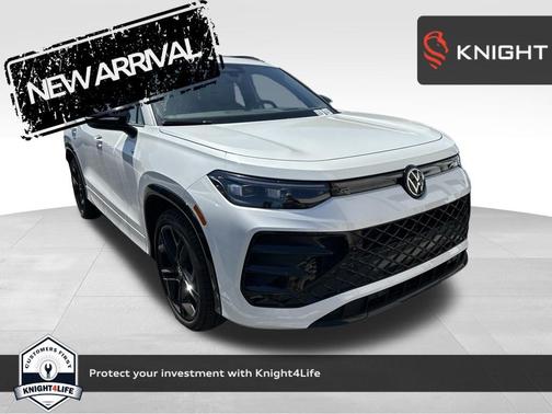 Opal White Pearl 2026 Volkswagen Tiguan 2.0T SE R-Line Black