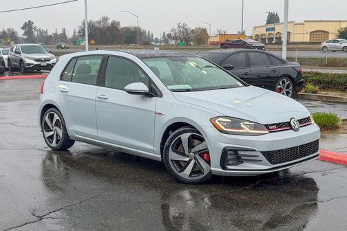 2019 Volkswagen Golf GTI 2.0T SE