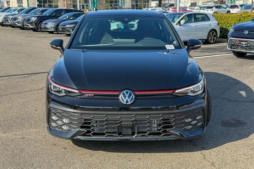 2025 Volkswagen Golf GTI 2.0T SE