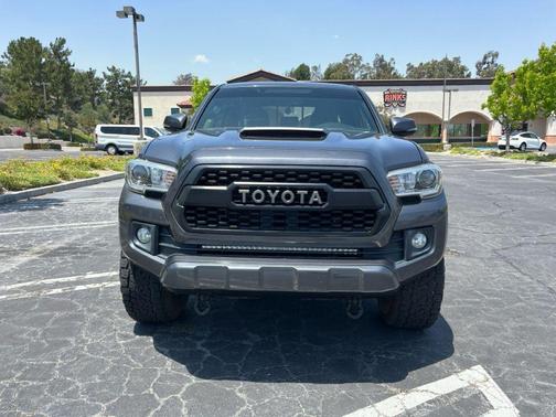 Magnetic Gray Metallic 2017 Toyota Tacoma TRD Sport