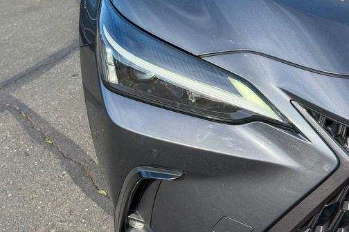 2022 Lexus NX 350h Luxury