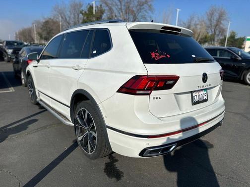 2022 Volkswagen Tiguan 2.0T SEL R-Line