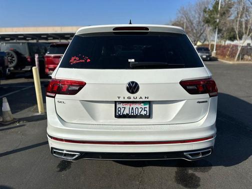 2022 Volkswagen Tiguan 2.0T SEL R-Line