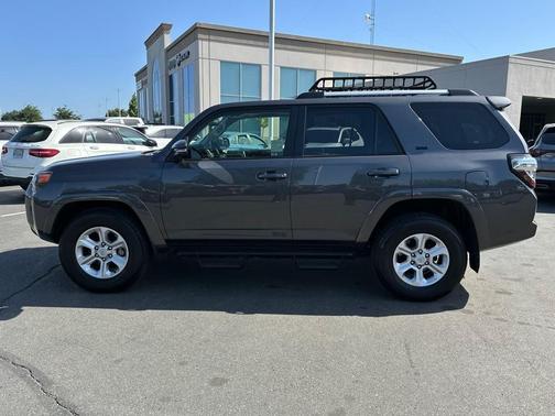 2023 Toyota 4Runner SR5 Premium