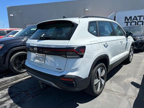 Pure White 2025 Volkswagen Taos 1.5T S