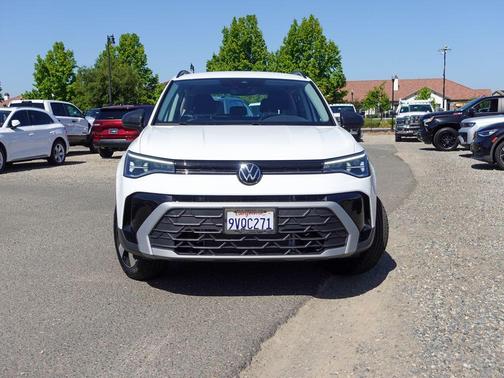 Pure White 2025 Volkswagen Taos 1.5T S