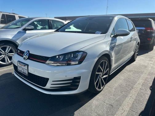 2016 Volkswagen Golf GTI SE