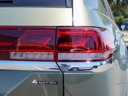 AVOGRNPRL 2026 Volkswagen Atlas 2.0T SE W/TECHNOLOGY