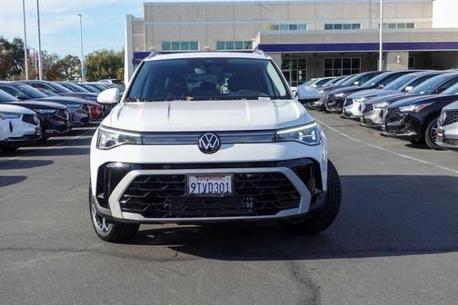 2025 Volkswagen Taos 1.5T SEL