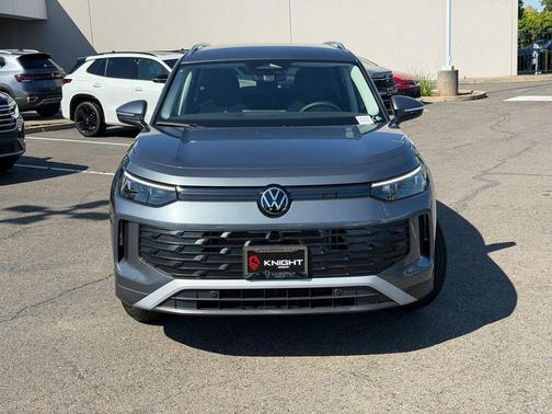 Platinum Gray Metallic 2026 Volkswagen Tiguan 2.0T S