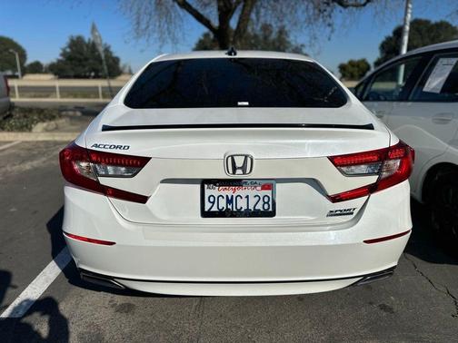 2022 Honda Accord Sport SE