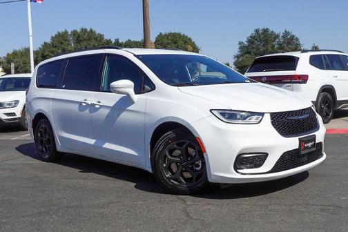 2021 Chrysler Pacifica Hybrid Limited