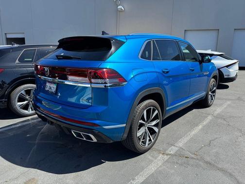 2024 Volkswagen Atlas Cross Sport 2.0T SEL Premium R-Line