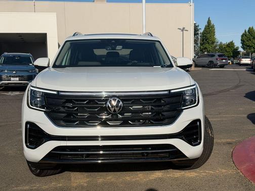 OPALWHTPRL 2026 Volkswagen Atlas 2.0T SEL Premium R-Line