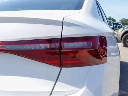 Pure White 2026 Volkswagen Jetta 1.5T S