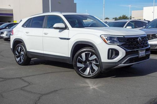 2025 Volkswagen Atlas Cross Sport 2.0T SE w/Technology