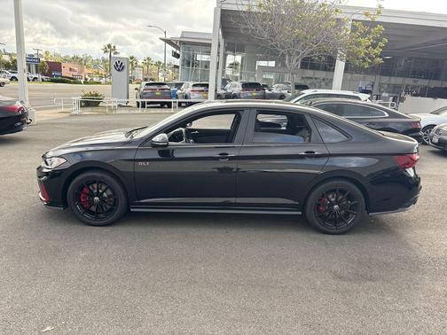 2025 Volkswagen Jetta GLI 2.0T Autobahn