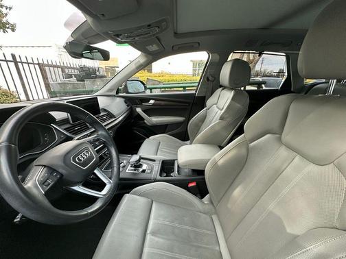 2018 Audi Q5 2.0T Prestige