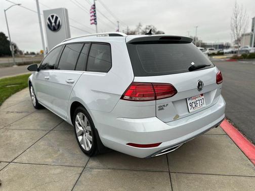 2018 Volkswagen Golf SportWagen TSI SEL