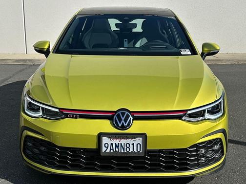 2022 Volkswagen Golf GTI 2.0T Autobahn
